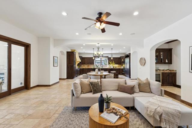 716 Rosewood Drive, Walnut Creek CA: https://media.crmls.org/mediaz/a5b1e0ed-c077-475d-af95-0d64cd43a77b.jpg