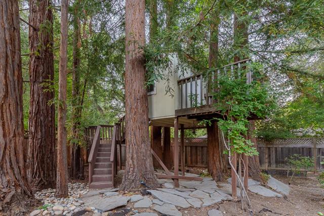 12791 Normandy Lane, Los Altos Hills CA: https://media.crmls.org/mediaz/a5b20a46-acaa-48ac-99aa-11017de9b05c.jpg
