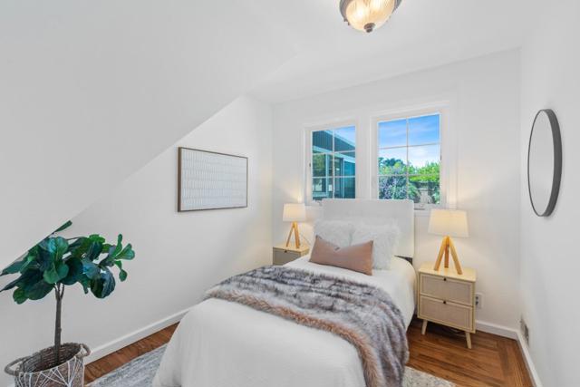 480 Alta Vista Drive, South San Francisco CA: https://media.crmls.org/mediaz/a5b27c1b-c31a-4ff6-aadb-7f35c340b696.jpg