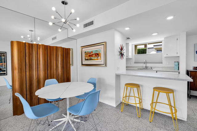 1881 S Araby Drive, Palm Springs CA: https://media.crmls.org/mediaz/a5b322e7-fc9f-417f-86da-ad0ae06a93bd.jpg
