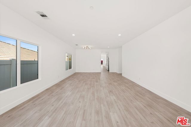 20280 Newton Street, Corona CA: https://media.crmls.org/mediaz/a5b39810-dcd3-4422-ac9b-c6a6f38f3d26.jpg