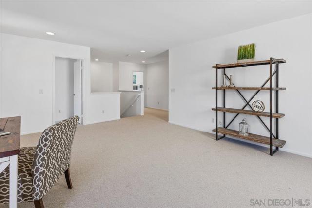 817 Avenida Codorniz, San Marcos CA: https://media.crmls.org/mediaz/a5b41eae-d54e-4c81-84e0-5f746788a1c9.jpg