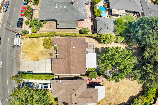 846 W Hillcrest Boulevard, Monrovia CA: https://media.crmls.org/mediaz/a5b4af38-28d0-483d-a6d6-c5b8e5a734b1.jpg