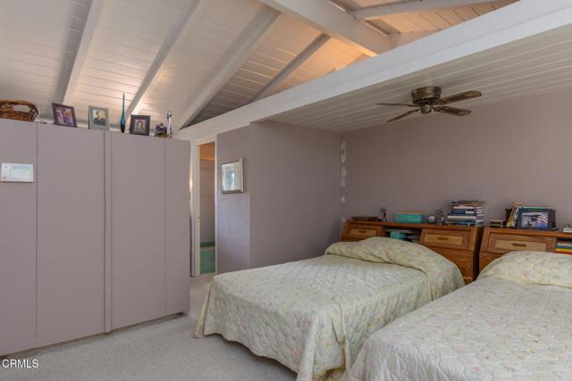 1330 Fern Oaks Drive, Santa Paula CA: https://media.crmls.org/mediaz/a5b61bc6-51fa-45bf-bf80-aacba9d559d7.jpg