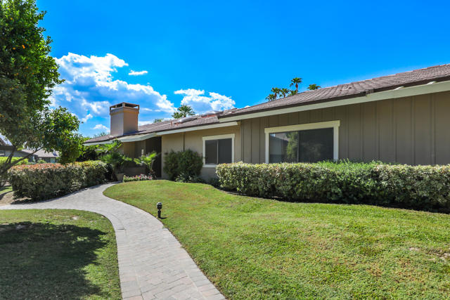109 Deer Spring Way, Palm Desert, CA 92211