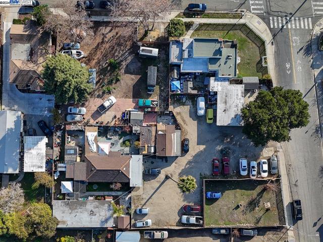 Image 30 of 58 For 24524 Mohr Dr