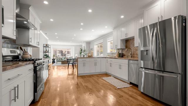 47 Greenwood Drive, South San Francisco CA: https://media.crmls.org/mediaz/a5b6df85-6619-4ffc-9a14-c8fedd0c63e8.jpg