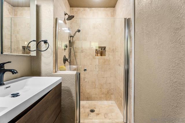 Image 22 of 32 For 14118 Ipava Dr