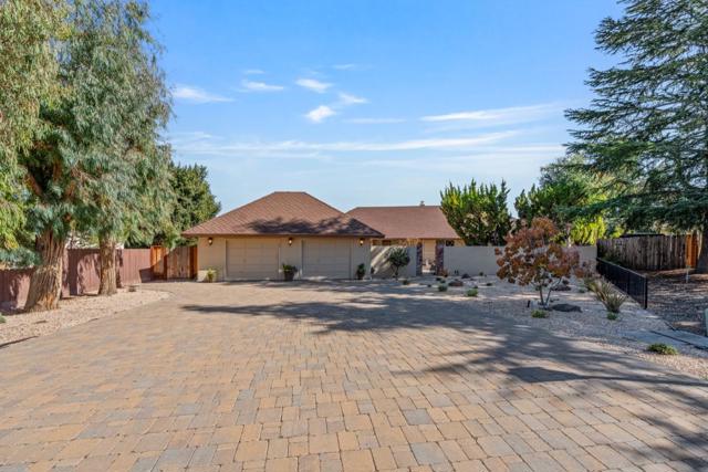 35 Rays Circle, Hollister CA: https://media.crmls.org/mediaz/a5b964ad-6414-4e09-8c89-3a541e4a6fc8.jpg