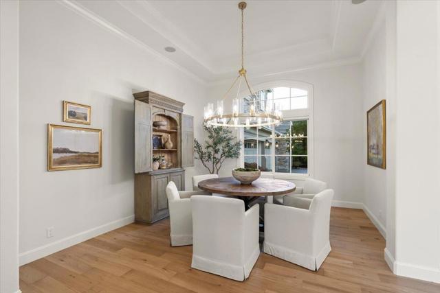 1750 Vista Del Sur, Gilroy CA: https://media.crmls.org/mediaz/a5b9fe72-247d-4d37-b2de-0adfdd408a8f.jpg