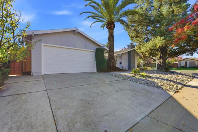 19990 Pear Tree Lane, Cupertino CA: https://media.crmls.org/mediaz/a5ba3b9a-31c2-478a-a677-15011dc3abd4.jpg