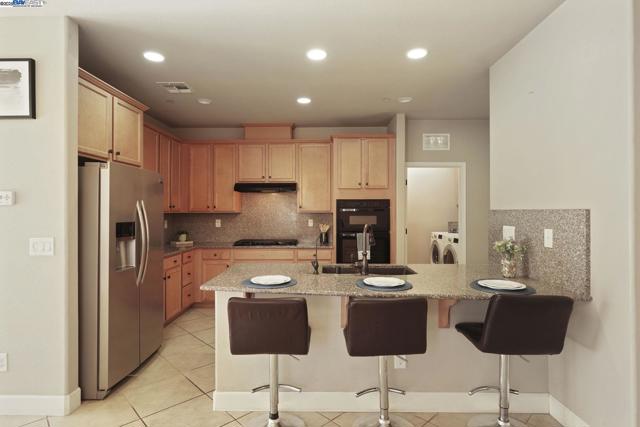 2961 Clear Point Way, Manteca CA: https://media.crmls.org/mediaz/a5ba48ae-aa1d-4d1a-9811-195c2e8cbdf2.jpg