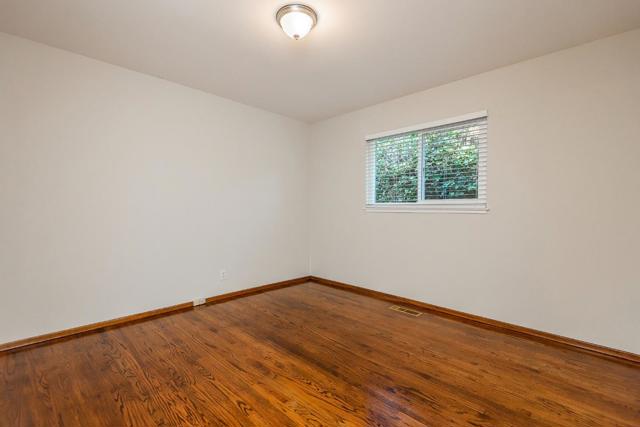 810 Cambridge Avenue, Menlo Park CA: https://media.crmls.org/mediaz/a5ba4ee9-2134-4b37-aa3a-b39affaca570.jpg