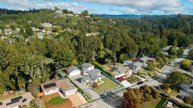 245 Siesta Drive, Aptos CA: https://media.crmls.org/mediaz/a5ba8f30-2786-43ef-be11-d85f6f88460a.jpg