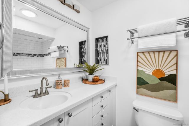 6202 Friars Rd, San Diego CA: https://media.crmls.org/mediaz/a5bc4de5-3bf0-404a-997f-0fe2afb248af.jpg