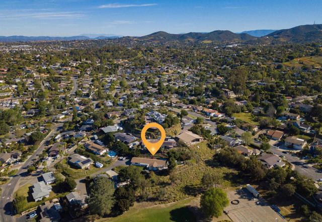 Image 37 of 40 For 500 Beaumont Drive