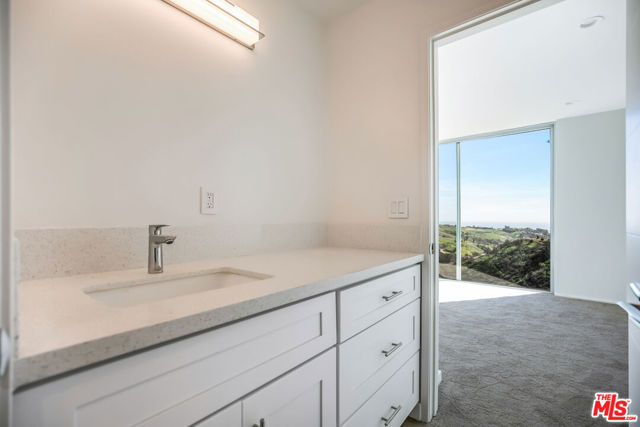 Drew Fenton | 28405 Via Acero Street Malibu CA | MLS: 7236533