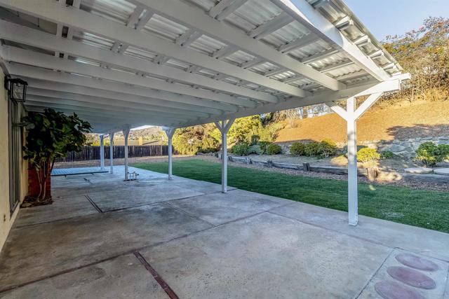 1446 SAN CARLOS PLACE, Escondido CA: https://media.crmls.org/mediaz/a5c096e7-e27b-4620-84d0-83cdc8d10ad7.jpg