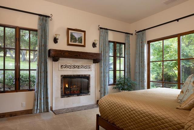 7595 Paseo Vista, Monterey CA: https://media.crmls.org/mediaz/a5c11dc4-ca7a-45d2-88a3-9c3b1b571069.jpg