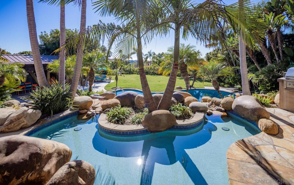 MLS #250039866SD image #35