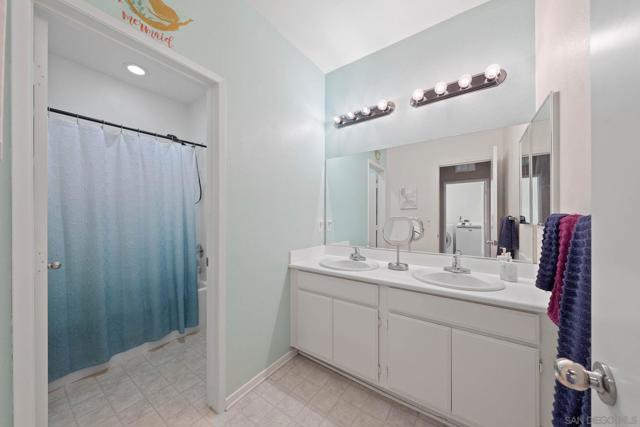1367 Santa Diana Rd, Chula Vista CA: https://media.crmls.org/mediaz/a5c28471-c002-4056-a11b-c836b29f978a.jpg
