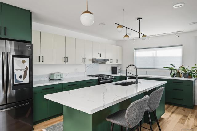 5511 Trinidad Way, San Diego CA: https://media.crmls.org/mediaz/a5c37000-560f-44c8-8877-5b1b01f1d3ea.jpg