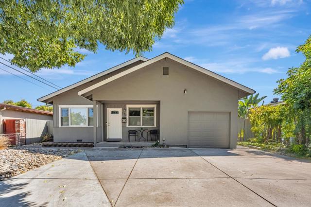 176 Garner Drive, Sunnyvale CA: https://media.crmls.org/mediaz/a5c3ad4a-f13f-49ae-b6f1-059b9097ade7.jpg