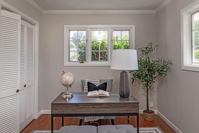 1869 Middleton Avenue, Los Altos CA: https://media.crmls.org/mediaz/a5c4239d-7503-439b-8707-fb3ca5e8608b.jpg
