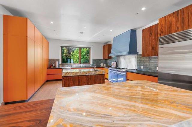 14835 Baranga Lane, Saratoga CA: https://media.crmls.org/mediaz/a5c42b3c-7808-467b-9c06-c0dbf9186bef.jpg