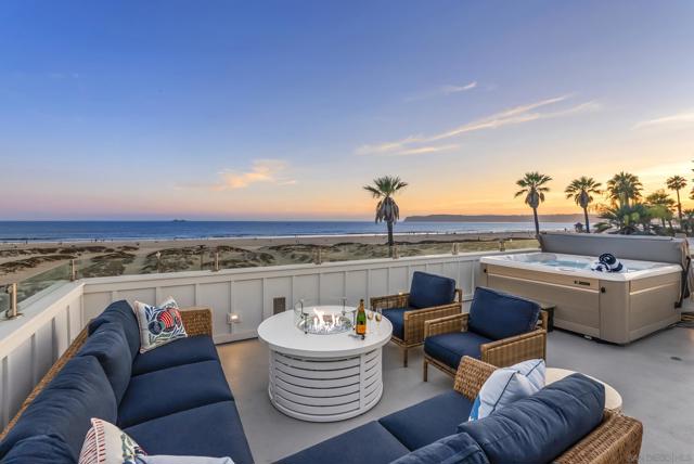 1059 Ocean Blvd, Coronado CA: https://media.crmls.org/mediaz/a5c49c6e-8fb1-4075-8e4d-a77a533aa236.jpg