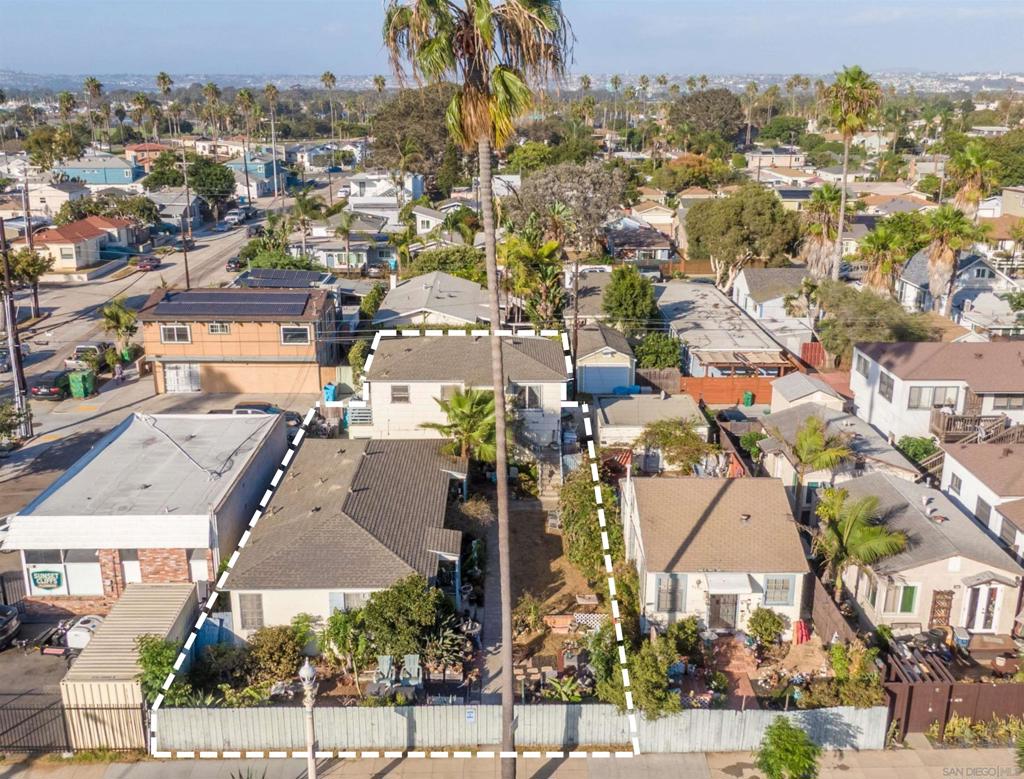 Multifamily at 88 Voltaire St