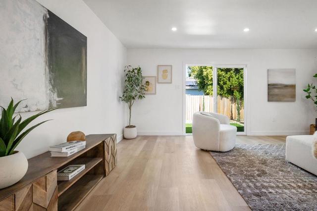 Image 32 of 39 For 954 Alla Avenue