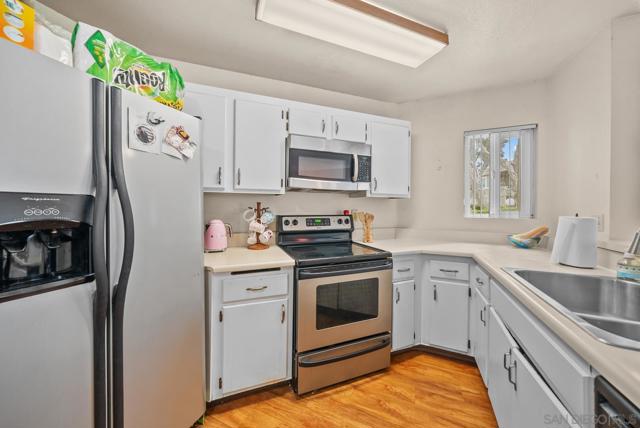 Image 10 of 25 For 7565 Charmant Dr  503