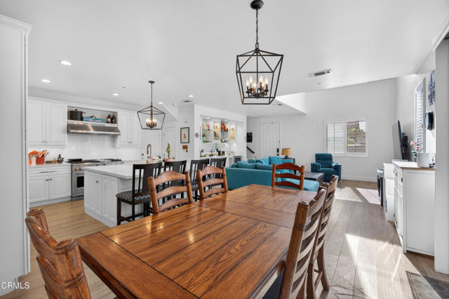 3746 Dunkirk Drive, Oxnard CA: https://media.crmls.org/mediaz/a5c526cd-3f7b-434e-b484-348b3f25a7ab.jpg