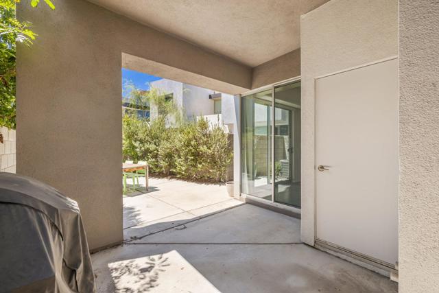 231 Breeze Loop, Palm Springs, CA 92262