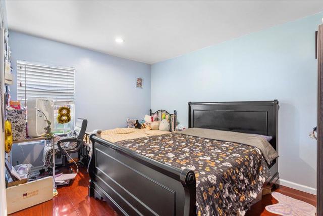 33834 9th Street, Union City CA: https://media.crmls.org/mediaz/a5c5bf53-9ff2-4126-87ea-ead292f4afb2.jpg