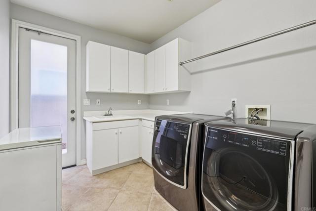 Detail Gallery Image 16 of 36 For 11493 Nantucket Pkwy, San Diego,  CA 92130 - 4 Beds | 4/1 Baths