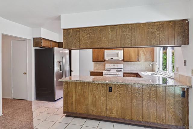 1694 Pepper Drive, El Cajon CA: https://media.crmls.org/mediaz/a5c8951a-bbd2-4df6-a1c0-cc59af0d2d40.jpg