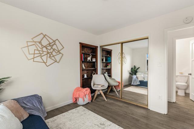 3811 Boren St, San Diego CA: https://media.crmls.org/mediaz/a5c92921-02a9-4cc3-8639-d54cf100eb63.jpg