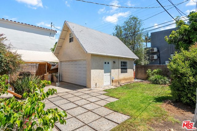 2534 Wellesley Avenue, Los Angeles CA: https://media.crmls.org/mediaz/a5ca5f1b-503a-4eab-bade-9e0ecd21c8b8.jpg