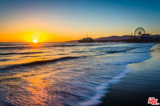 737 Pier Avenue, Santa Monica CA: https://media.crmls.org/mediaz/a5cabda2-f7d1-44ef-aa8e-b0ac1ac7b73e.jpg