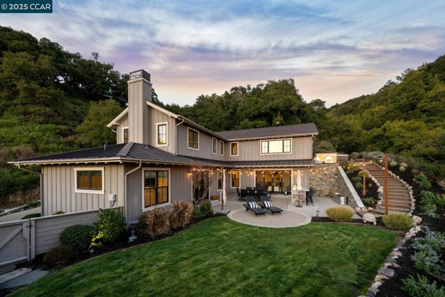 1204 Glen Rd, Lafayette CA: https://media.crmls.org/mediaz/a5caf5f4-6fea-4903-b8ab-05aa3faee733.jpg