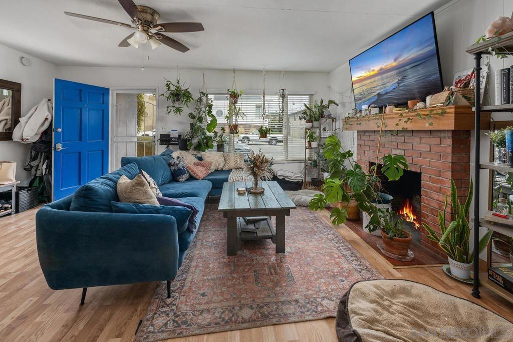 MLS #250035908SD img 16