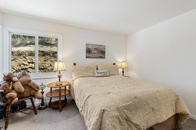 13700 Sycamore Drive, Morgan Hill CA: https://media.crmls.org/mediaz/a5cbee0a-f09c-4669-b693-abc83c359fb7.jpg