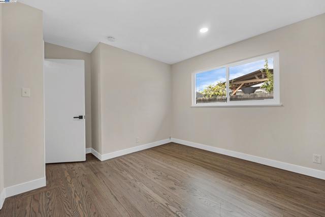36517 Cherry St, Newark CA: https://media.crmls.org/mediaz/a5cd48a5-92ef-40c5-bd56-617ee26292fb.jpg