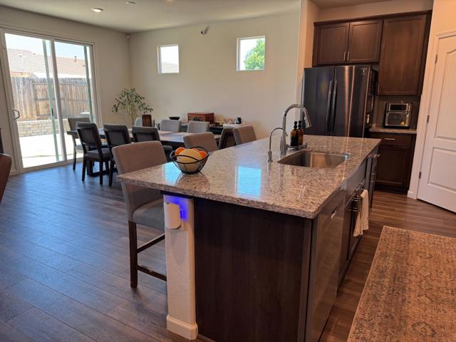 332 Manchester Drive, Los Banos CA: https://media.crmls.org/mediaz/a5cec707-054e-4698-9d0c-776be2b36acf.jpg