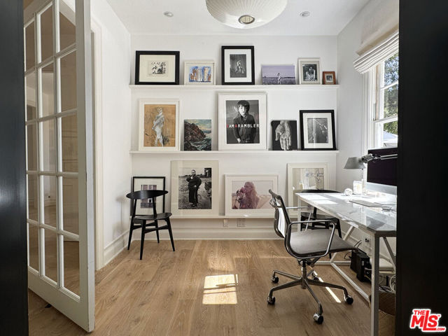 2121 Trently Lane,  CA: https://media.crmls.org/mediaz/a5cf5d1b-86e6-4df3-b617-44d6bc1f13d5.jpg