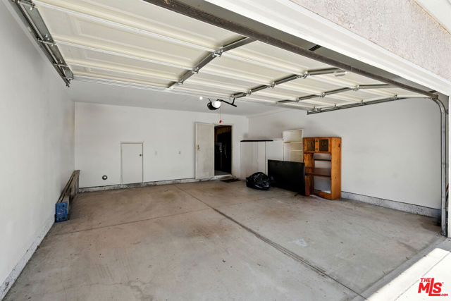 4044 Rosemead Boulevard, Pico Rivera CA: https://media.crmls.org/mediaz/a5d04be3-20b2-4365-9081-047c3f1acbae.jpg