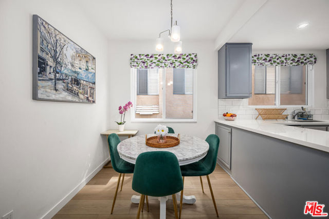1520 Camden Avenue, Los Angeles CA: https://media.crmls.org/mediaz/a5d05539-ee03-4a6d-be45-36993f57f23f.jpg