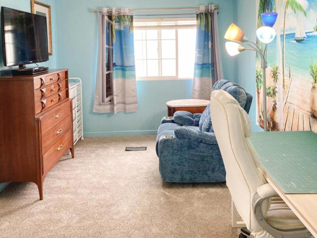 1146 Birch Avenue, Seaside CA: https://media.crmls.org/mediaz/a5d08185-a99f-48ca-80cd-57d6f42bfb8d.jpg